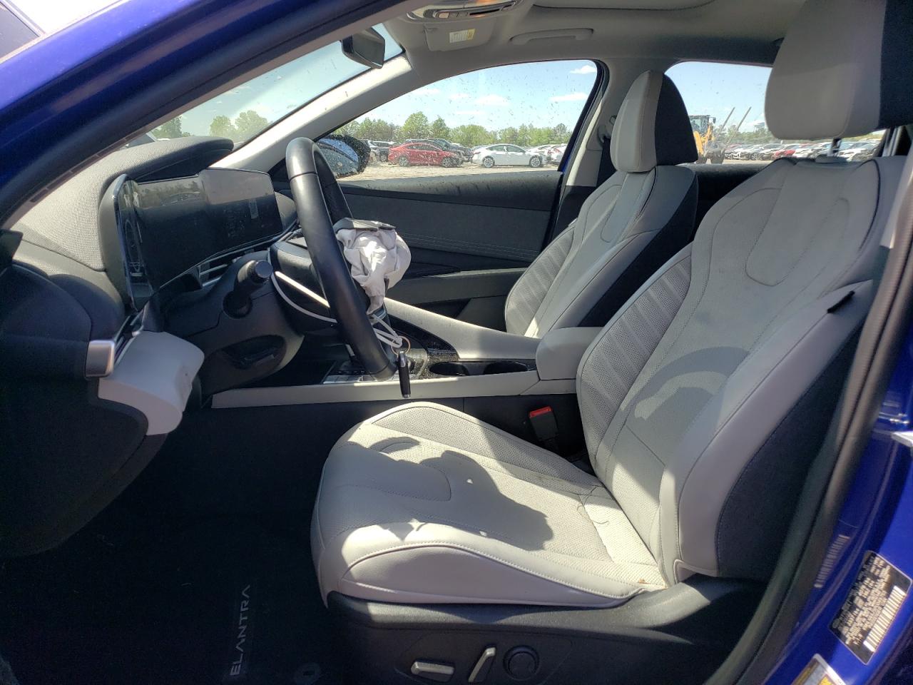 Photo 6 VIN: KMHLN4AJ5PU049755 - HYUNDAI ELANTRA 