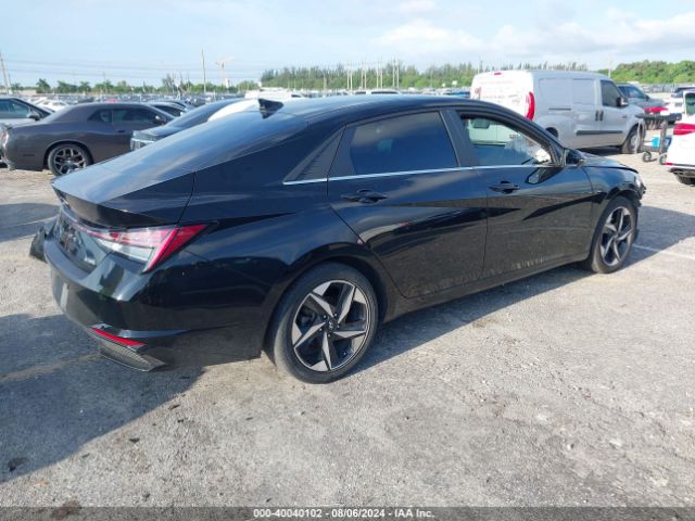 Photo 3 VIN: KMHLN4AJ6NU024117 - HYUNDAI ELANTRA 