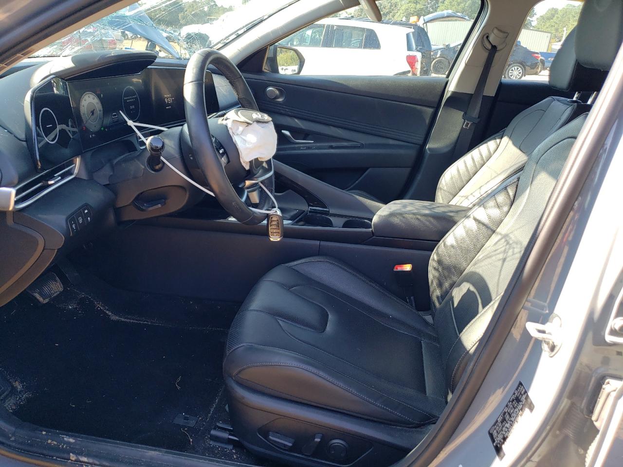 Photo 6 VIN: KMHLN4AJ6PU037162 - HYUNDAI ELANTRA 