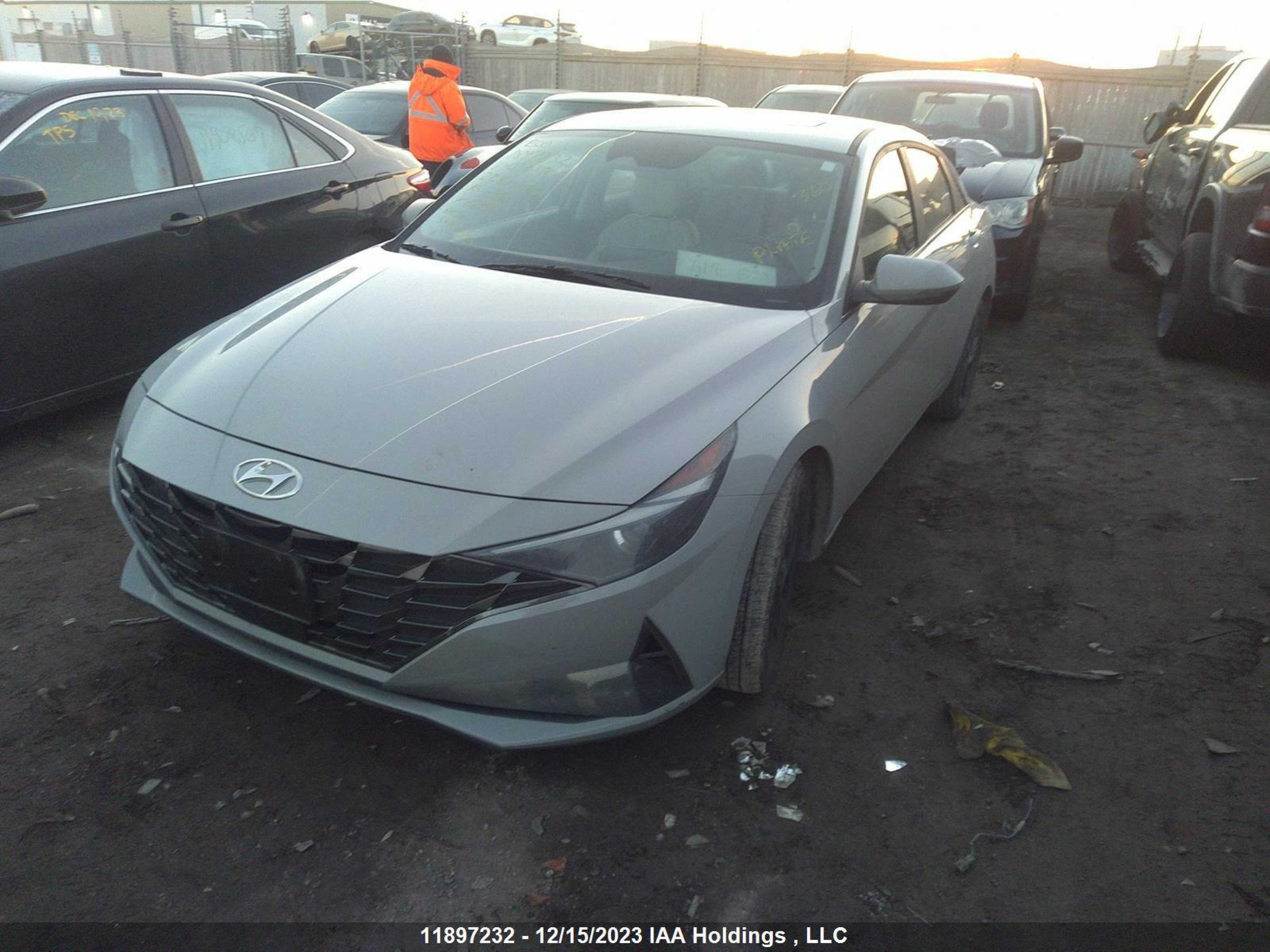 Photo 1 VIN: KMHLN4AJ7NU030170 - HYUNDAI ELANTRA 