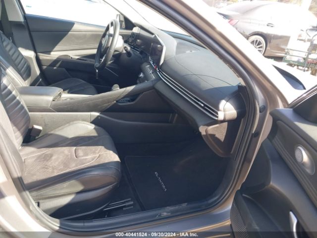 Photo 4 VIN: KMHLN4AJ9PU038340 - HYUNDAI ELANTRA 