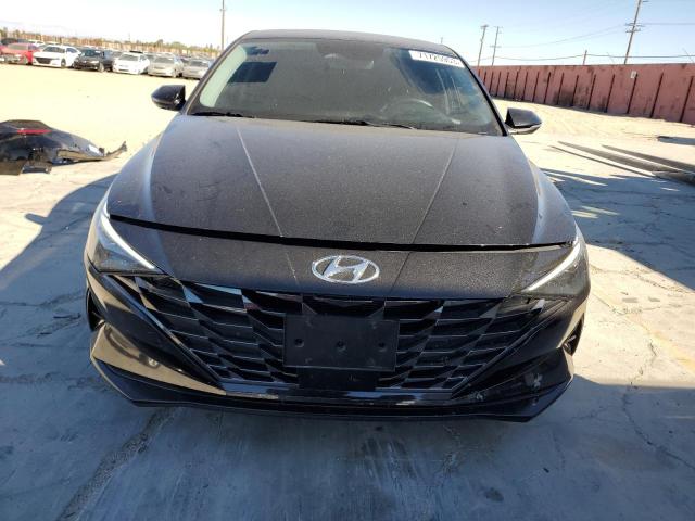 Photo 4 VIN: KMHLP4AG1NU242271 - HYUNDAI ELANTRA 