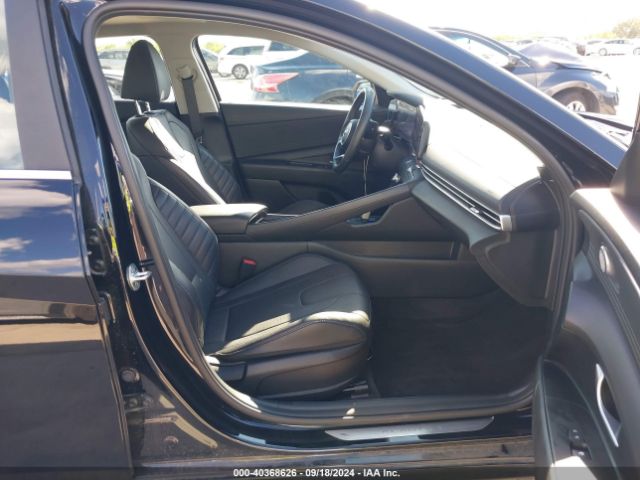 Photo 4 VIN: KMHLP4AG2NU350009 - HYUNDAI ELANTRA 