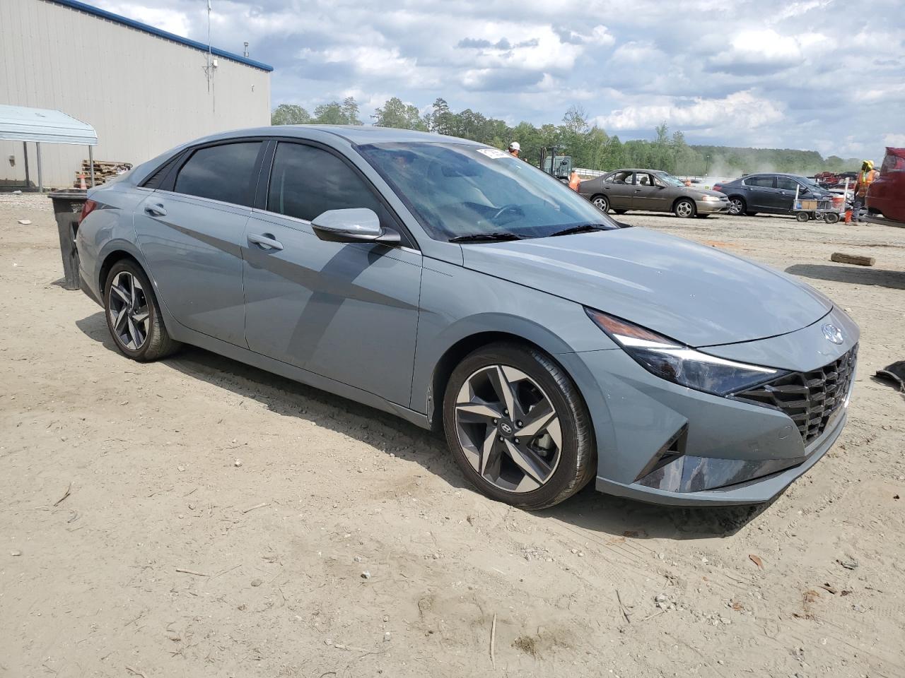 Photo 3 VIN: KMHLP4AG3PU378064 - HYUNDAI ELANTRA 