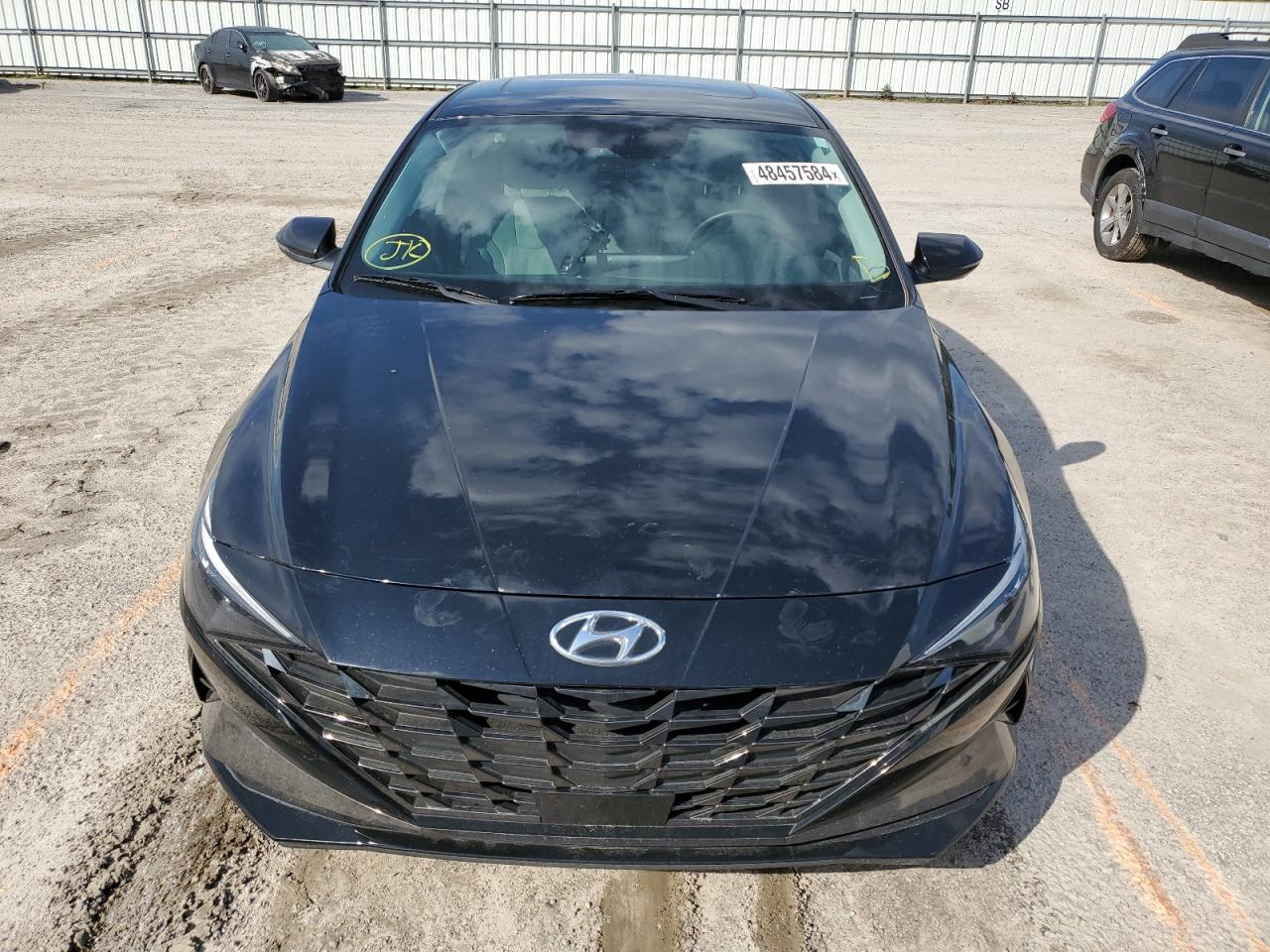 Photo 4 VIN: KMHLP4AG4NU352831 - HYUNDAI ELANTRA 