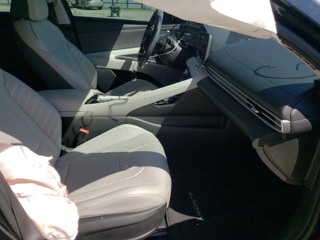 Photo 4 VIN: KMHLP4AG7MU066079 - HYUNDAI ELANTRA 