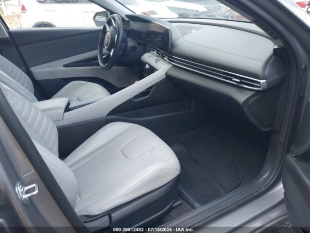 Photo 4 VIN: KMHLP4AG9MU127772 - HYUNDAI ELANTRA 