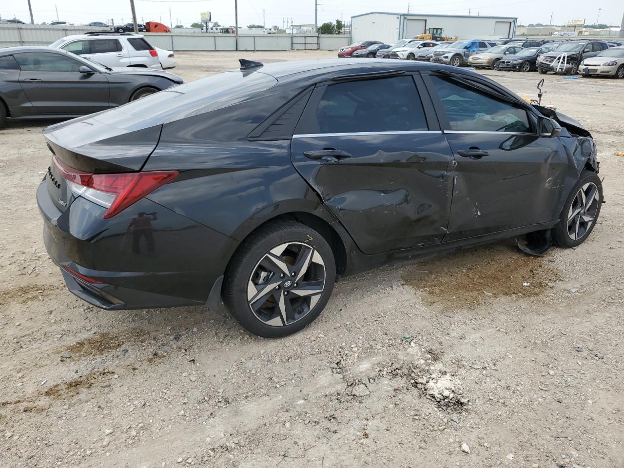 Photo 2 VIN: KMHLP4AGXPU475021 - HYUNDAI ELANTRA 