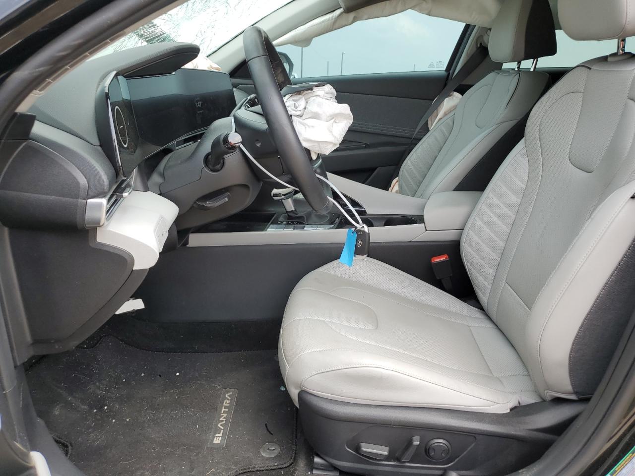 Photo 6 VIN: KMHLP4AGXPU475021 - HYUNDAI ELANTRA 