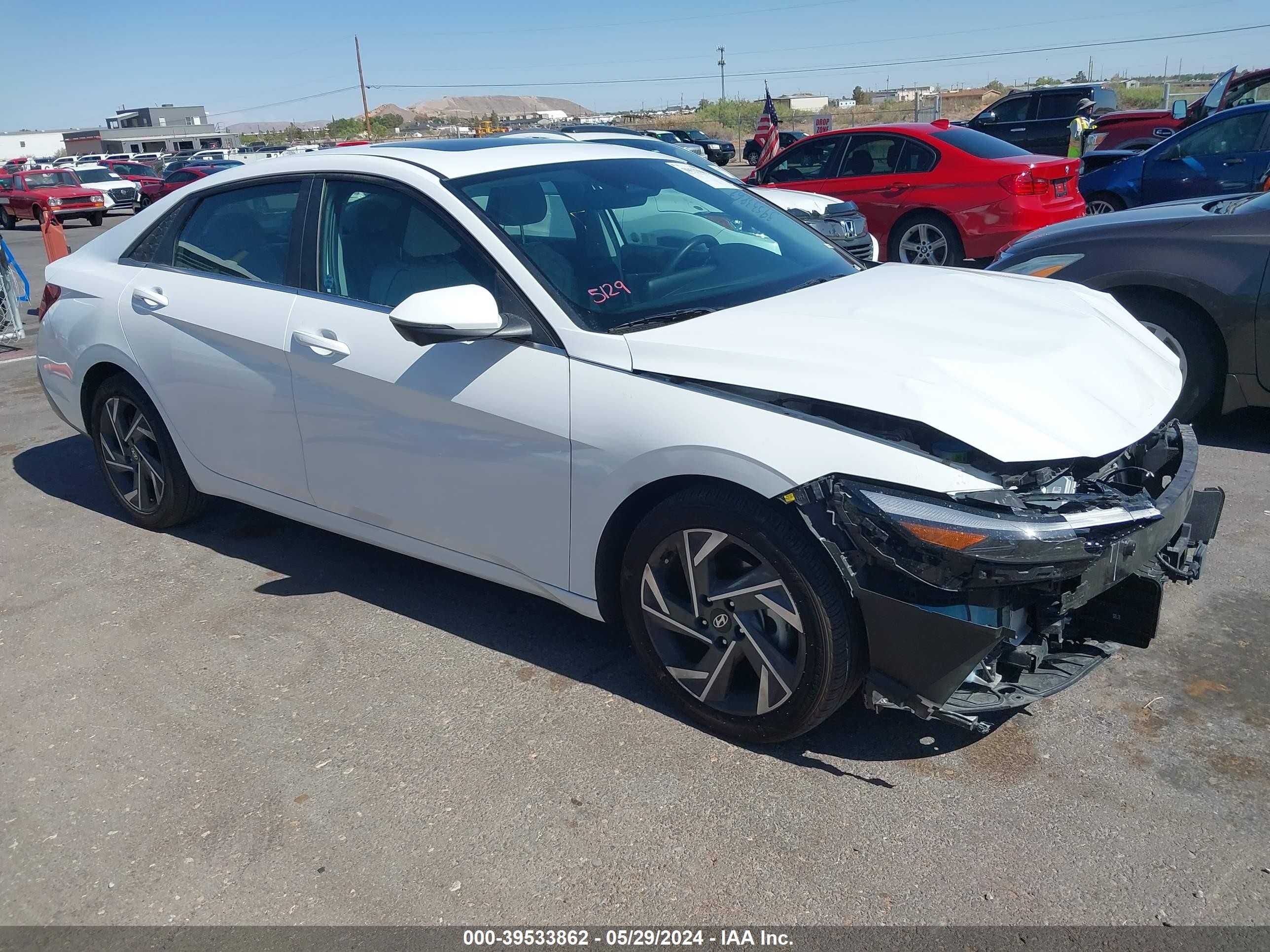 Photo 13 VIN: KMHLP4DG2RU660291 - HYUNDAI ELANTRA 