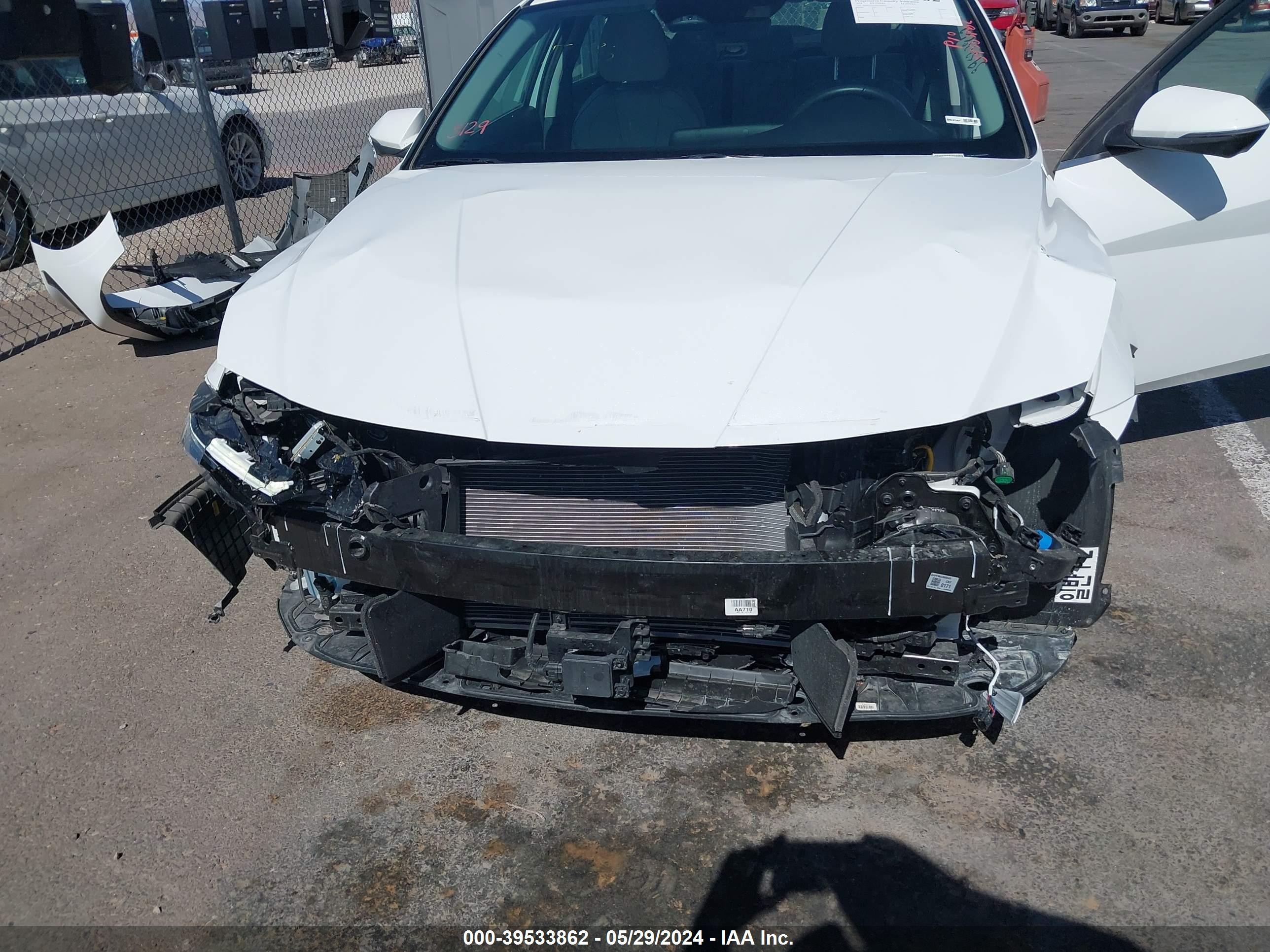 Photo 5 VIN: KMHLP4DG2RU660291 - HYUNDAI ELANTRA 