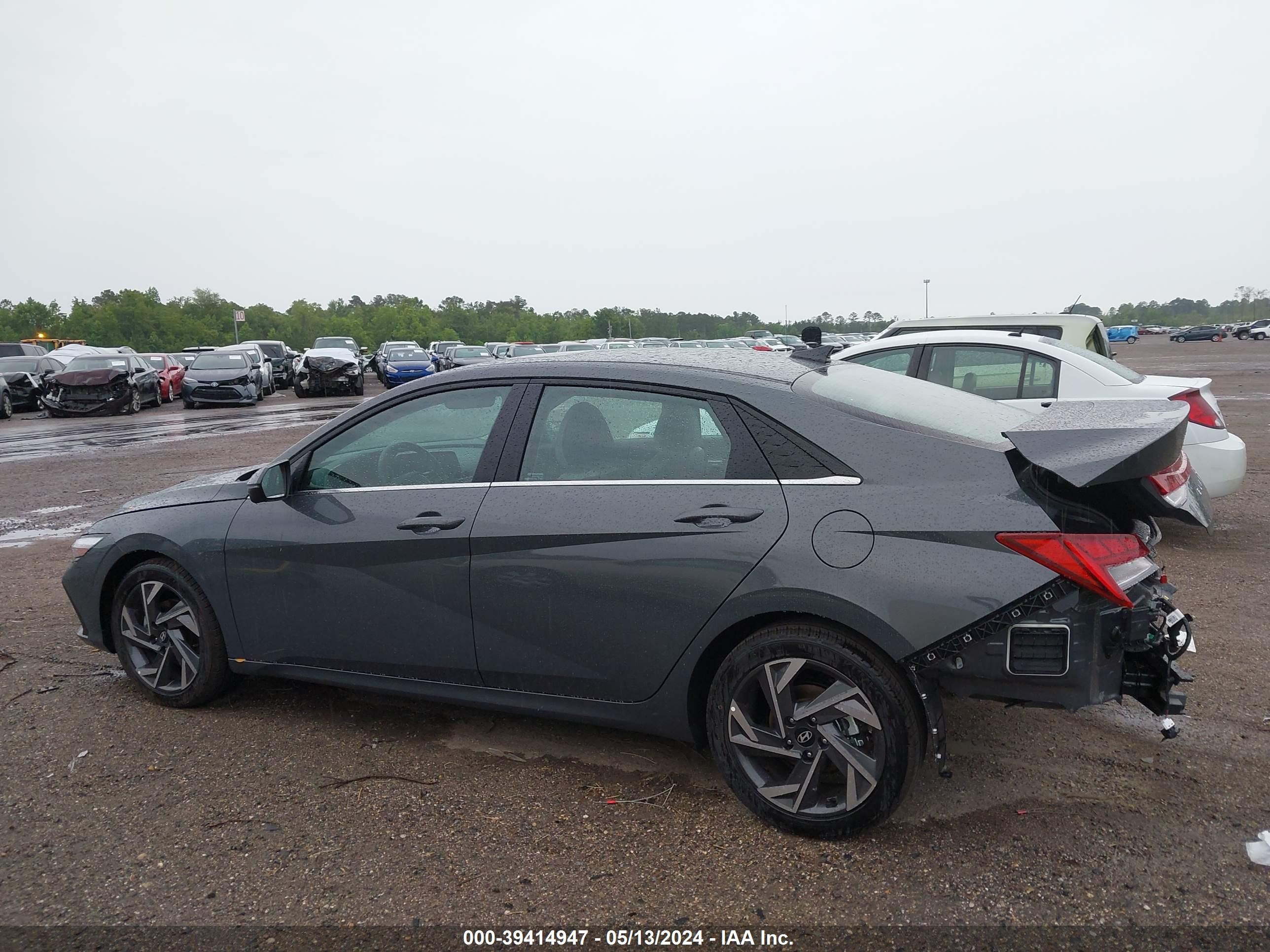 Photo 14 VIN: KMHLP4DG5RU703148 - HYUNDAI ELANTRA 