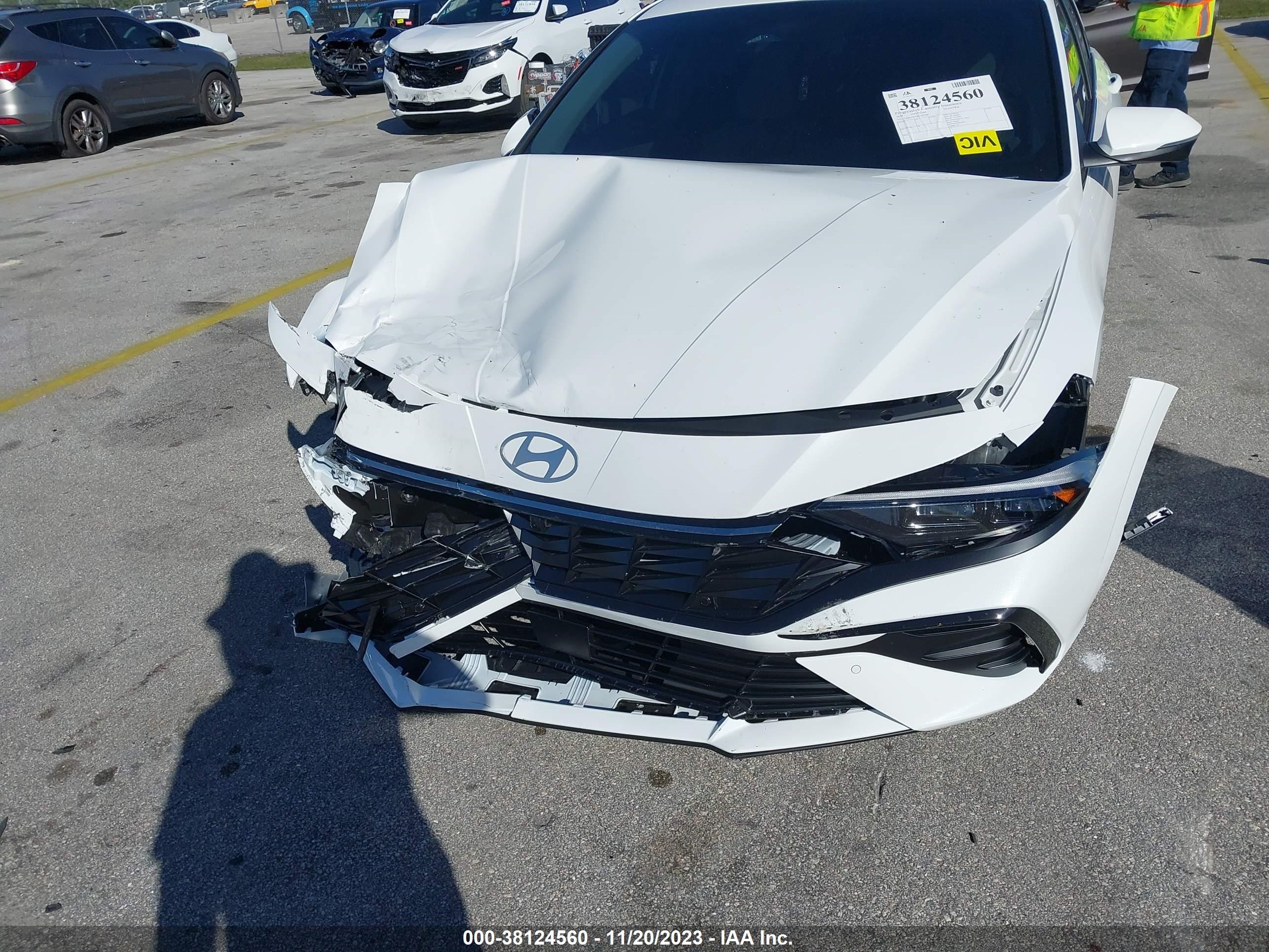 Photo 5 VIN: KMHLP4DG9RU657288 - HYUNDAI ELANTRA 