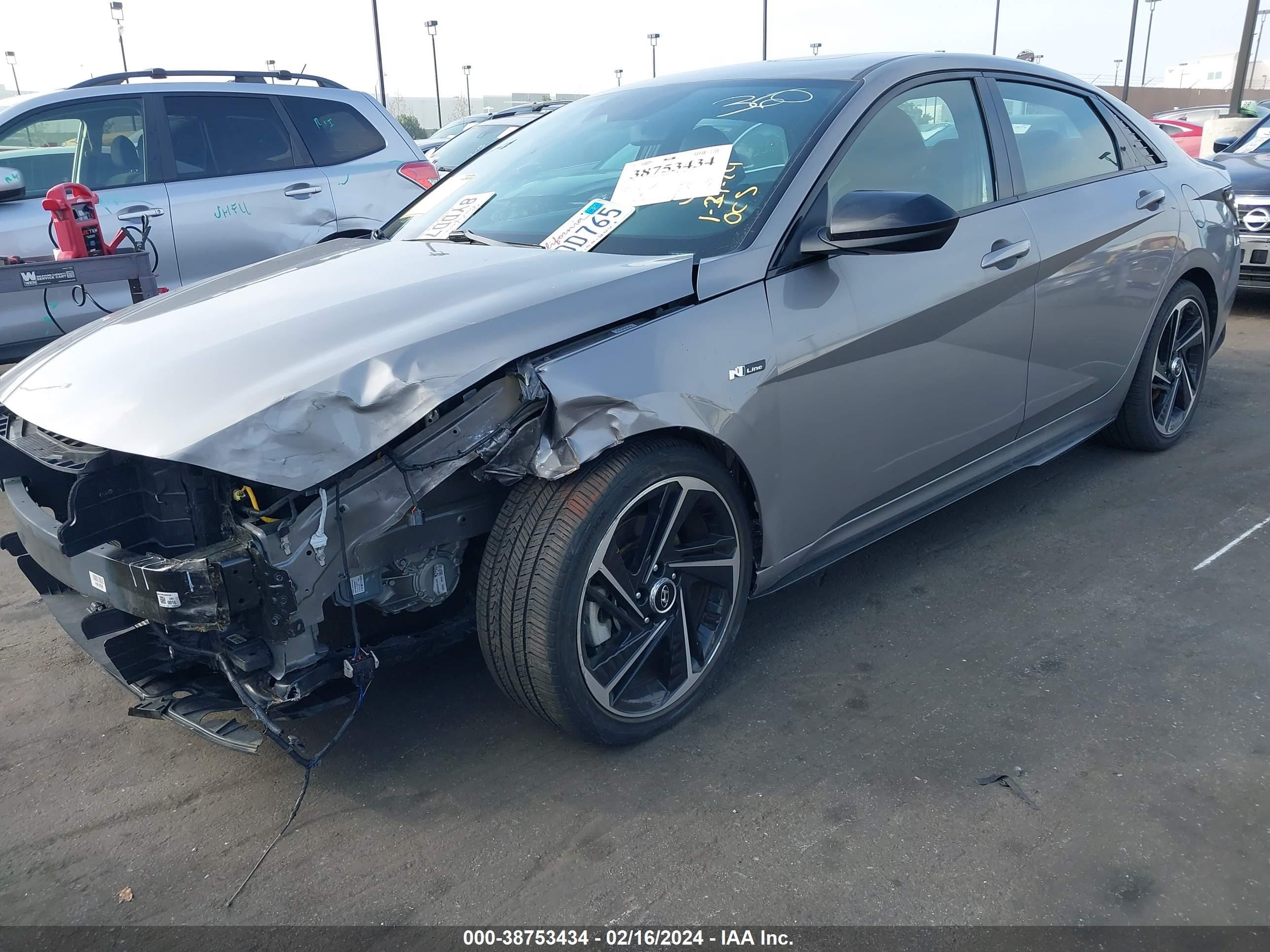 Photo 1 VIN: KMHLR4AF0NU236804 - HYUNDAI ELANTRA 