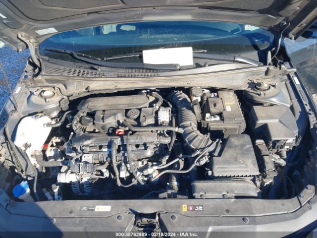 Photo 9 VIN: KMHLR4AF0NU245017 - HYUNDAI ELANTRA 