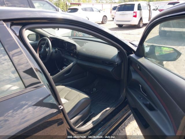 Photo 4 VIN: KMHLR4AF1NU295490 - HYUNDAI ELANTRA 