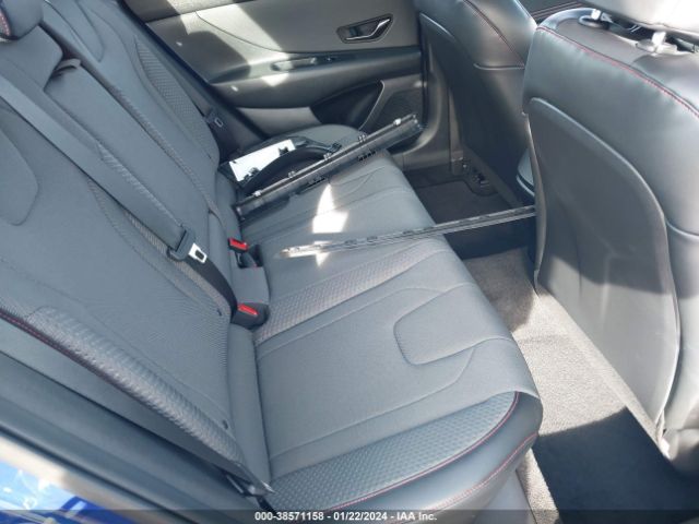 Photo 7 VIN: KMHLR4AF1PU409197 - HYUNDAI ELANTRA 