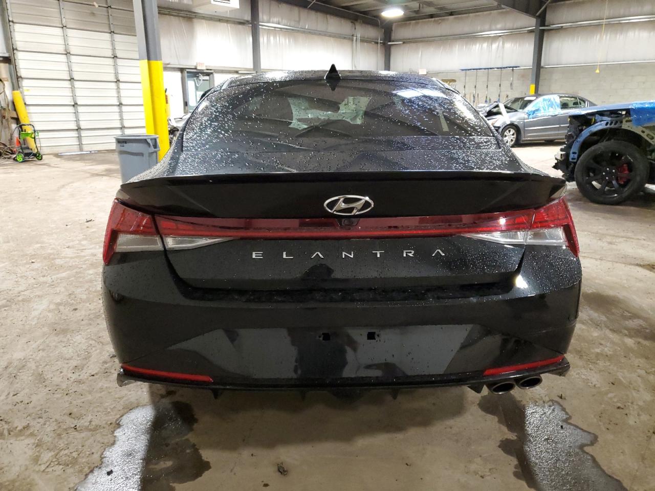 Photo 5 VIN: KMHLR4AF1PU571458 - HYUNDAI ELANTRA 