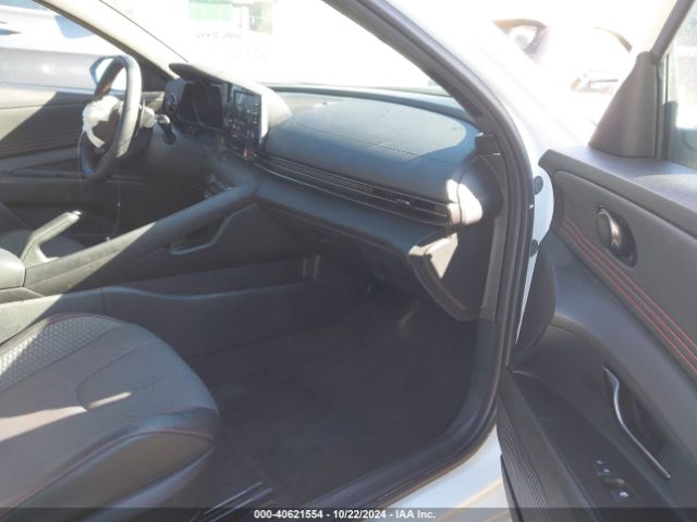 Photo 4 VIN: KMHLR4AF3NU327100 - HYUNDAI ELANTRA 