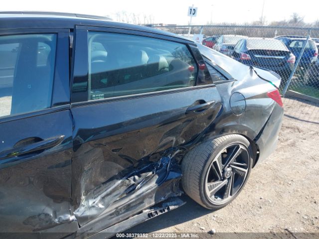 Photo 5 VIN: KMHLR4AF3PU427071 - HYUNDAI ELANTRA 