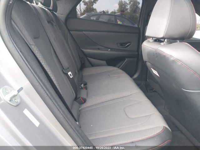 Photo 7 VIN: KMHLR4AF4PU398759 - HYUNDAI ELANTRA 