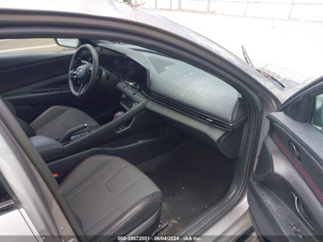 Photo 4 VIN: KMHLR4AF5PU485232 - HYUNDAI ELANTRA 