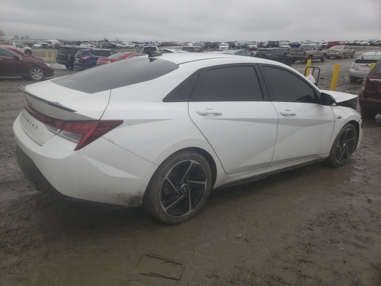 Photo 2 VIN: KMHLR4AF7PU385021 - HYUNDAI ELANTRA 