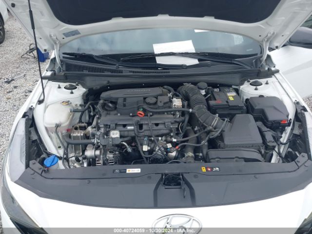 Photo 9 VIN: KMHLR4AF7PU572288 - HYUNDAI ELANTRA 