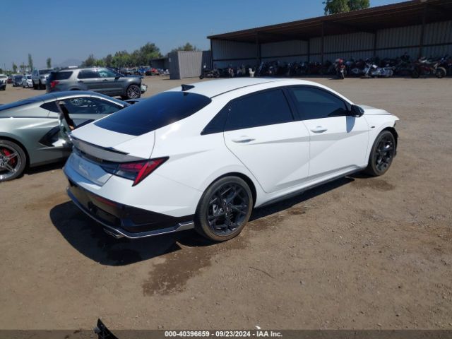 Photo 3 VIN: KMHLR4DF7RU813121 - HYUNDAI ELANTRA 