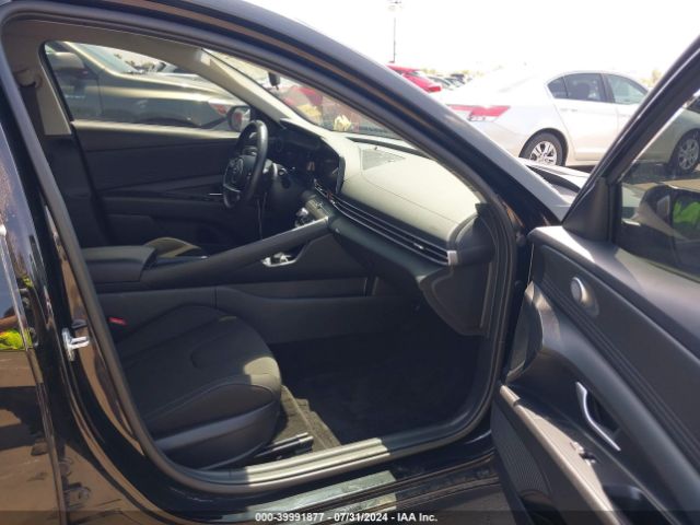 Photo 4 VIN: KMHLS4AG0PU405560 - HYUNDAI ELANTRA 