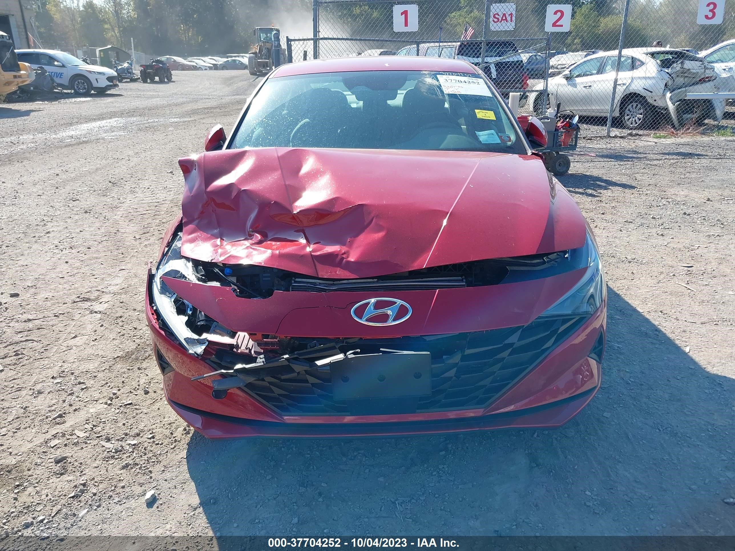 Photo 11 VIN: KMHLS4AG0PU441930 - HYUNDAI ELANTRA 