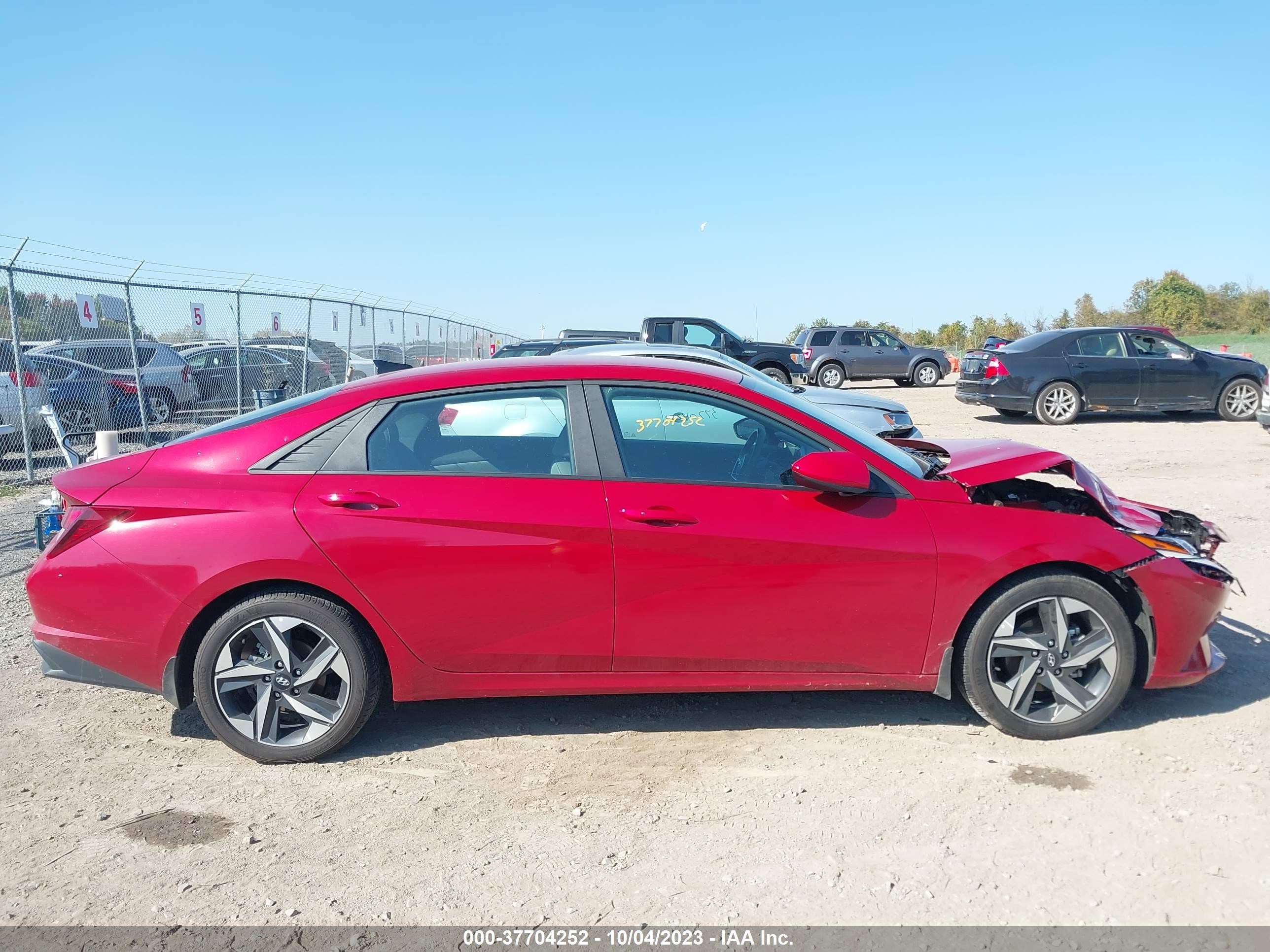 Photo 12 VIN: KMHLS4AG0PU441930 - HYUNDAI ELANTRA 