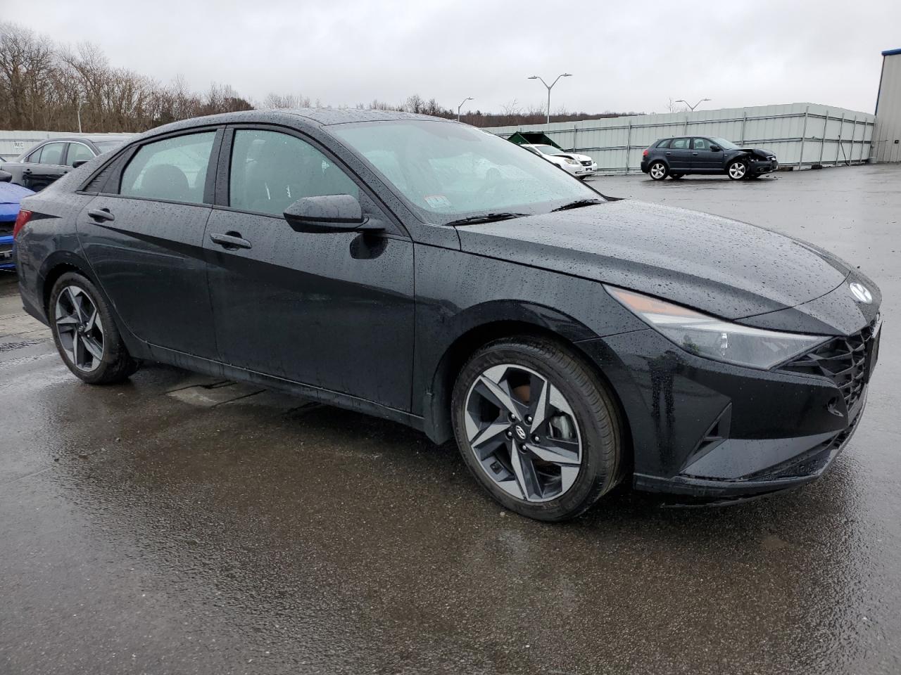 Photo 3 VIN: KMHLS4AG0PU517372 - HYUNDAI ELANTRA 