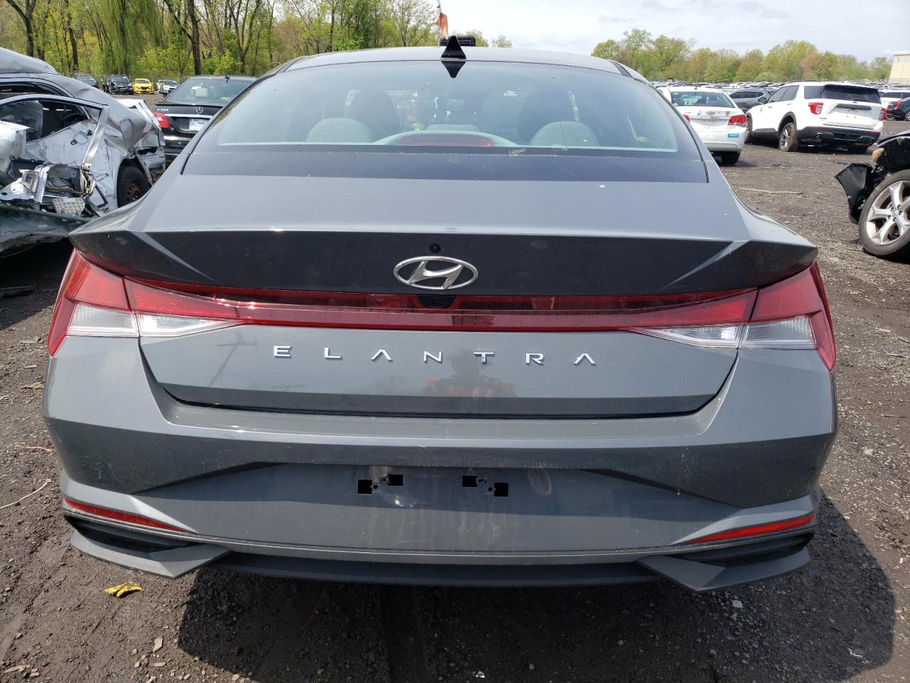 Photo 5 VIN: KMHLS4AG0PU615589 - HYUNDAI ELANTRA 