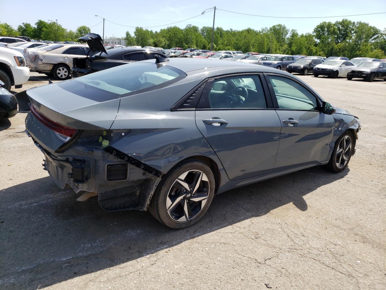 Photo 2 VIN: KMHLS4AG1PU404904 - HYUNDAI ELANTRA 