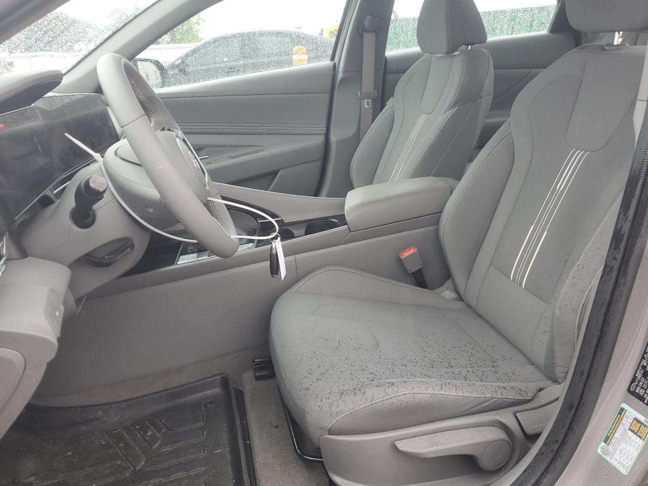 Photo 6 VIN: KMHLS4AG1PU475777 - HYUNDAI ELANTRA 