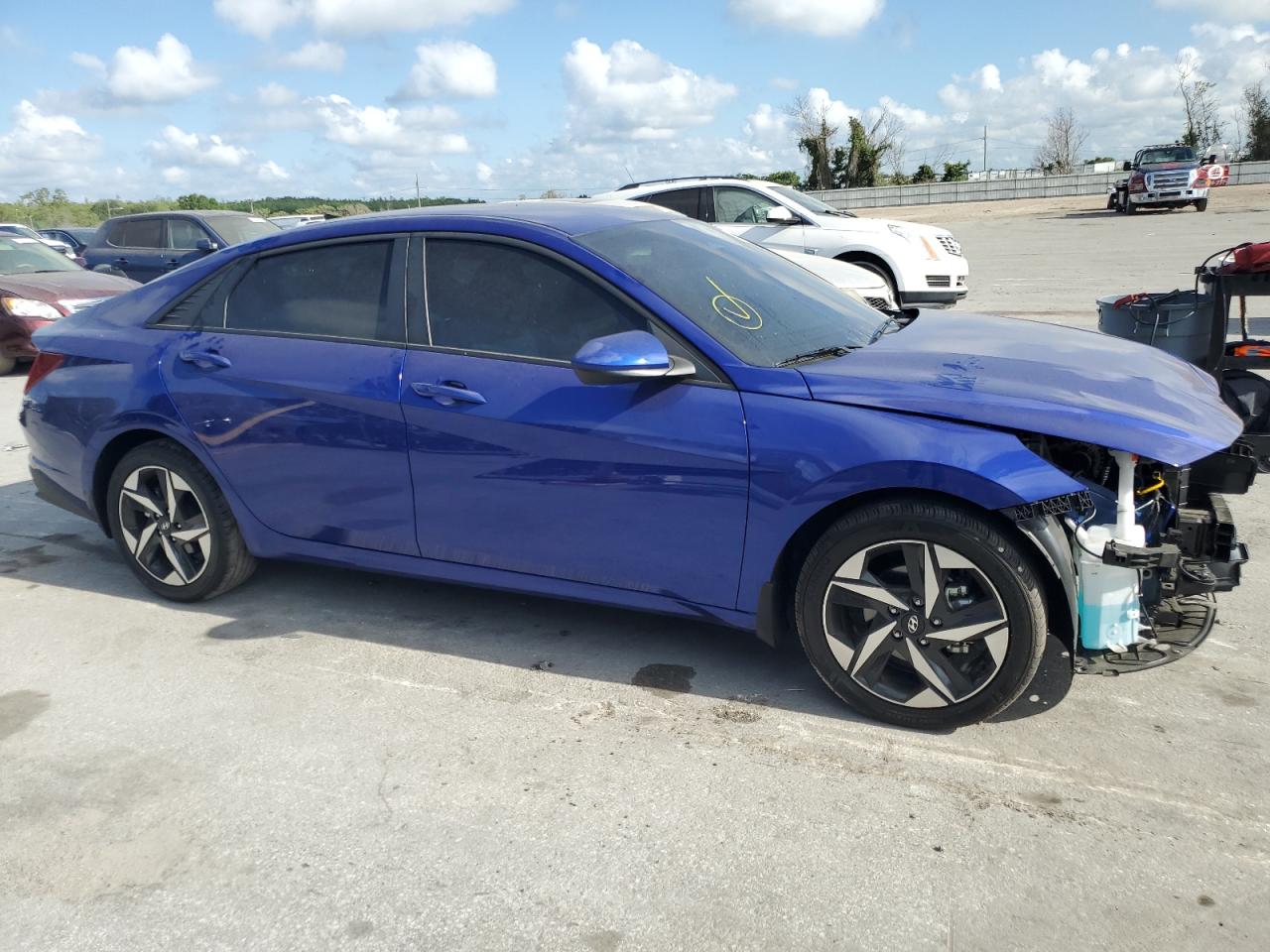 Photo 3 VIN: KMHLS4AG1PU611499 - HYUNDAI ELANTRA 