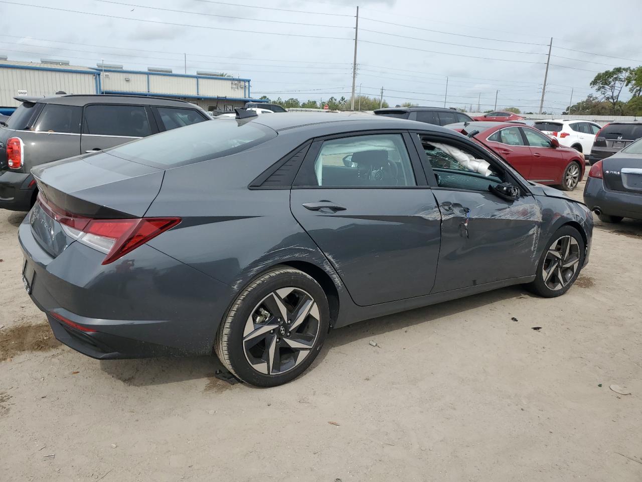 Photo 2 VIN: KMHLS4AG1PU611678 - HYUNDAI ELANTRA 