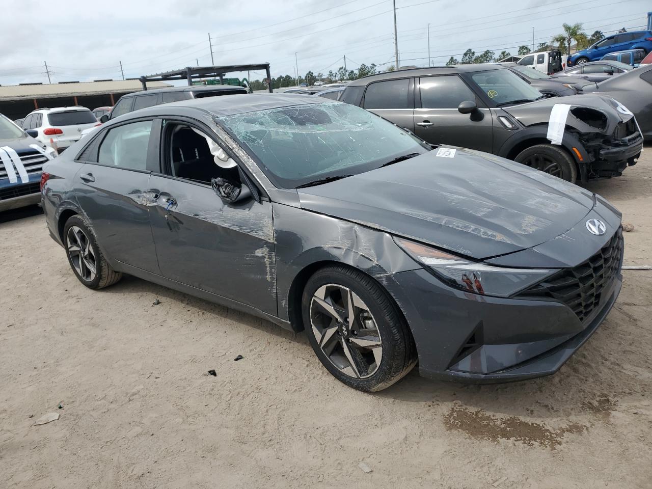 Photo 3 VIN: KMHLS4AG1PU611678 - HYUNDAI ELANTRA 