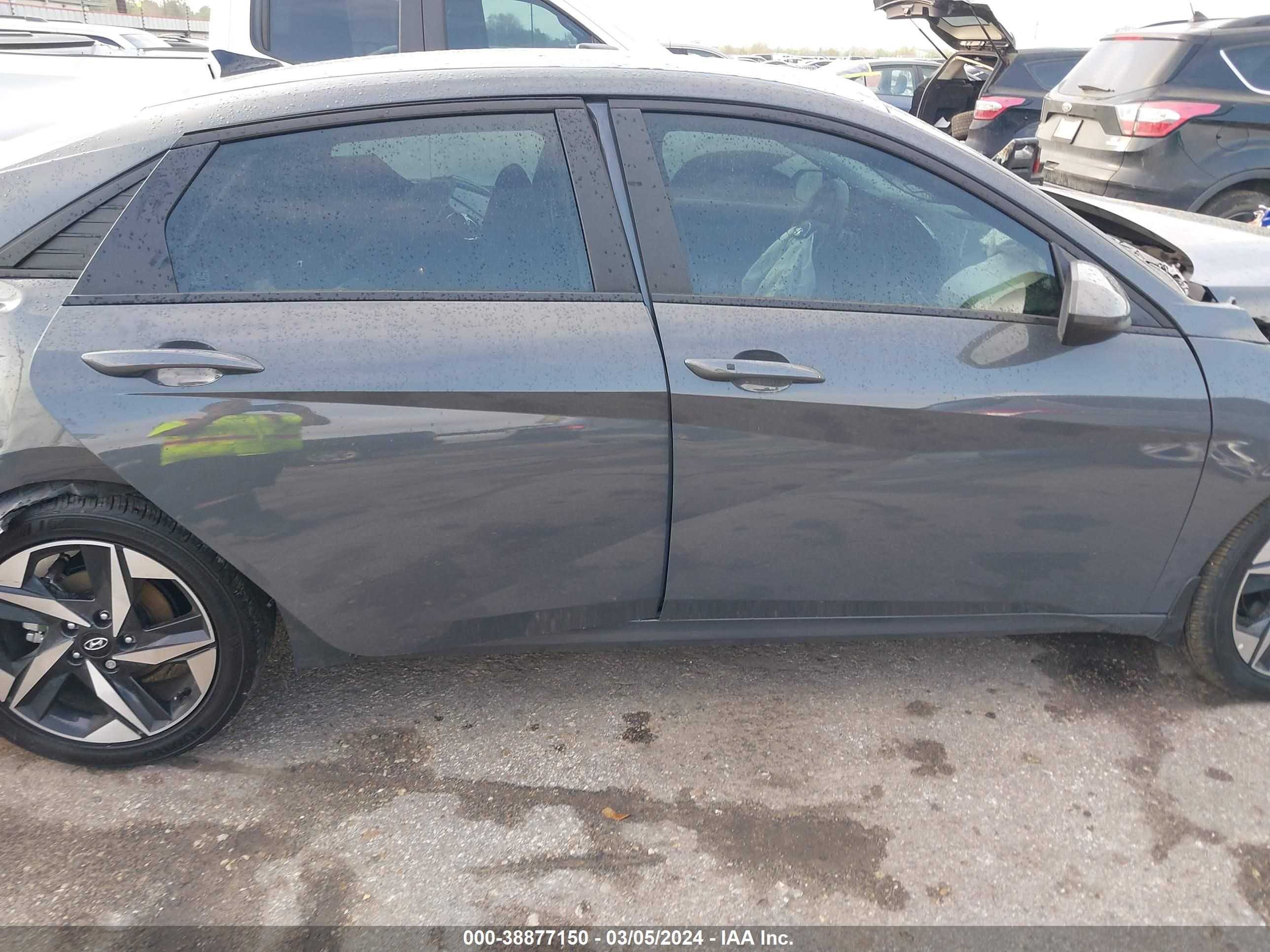 Photo 13 VIN: KMHLS4AG1PU621109 - HYUNDAI ELANTRA 