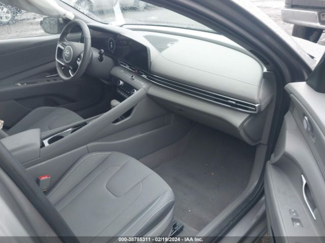 Photo 4 VIN: KMHLS4AG2PU521858 - HYUNDAI ELANTRA 