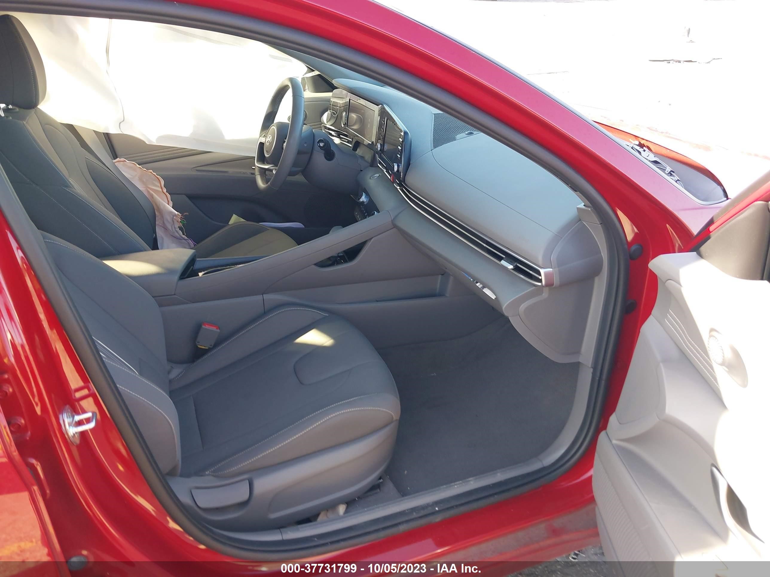 Photo 4 VIN: KMHLS4AG4NU342864 - HYUNDAI ELANTRA 