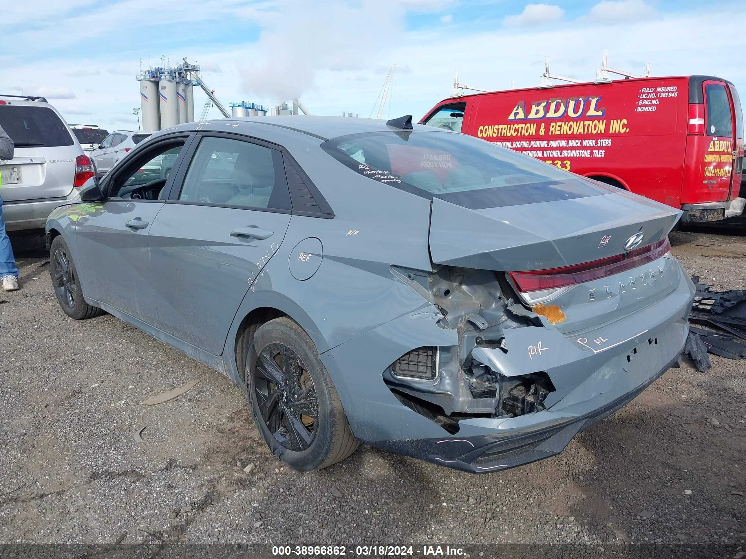 Photo 2 VIN: KMHLS4AG5MU120297 - HYUNDAI ELANTRA 