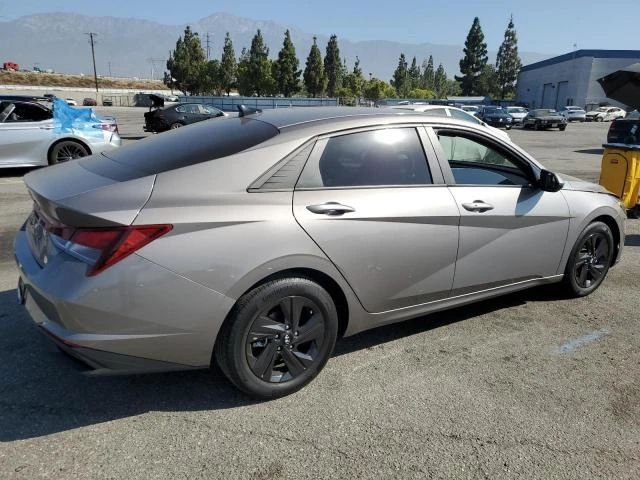 Photo 2 VIN: KMHLS4AG5NU227397 - HYUNDAI ELANTRA SE 