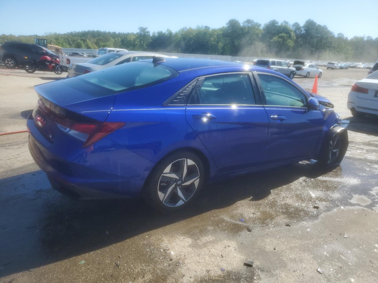 Photo 2 VIN: KMHLS4AG5PU498592 - HYUNDAI ELANTRA 