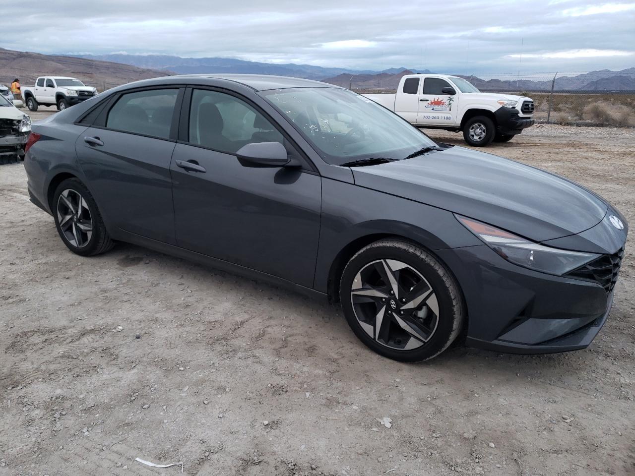 Photo 3 VIN: KMHLS4AG5PU595954 - HYUNDAI ELANTRA 