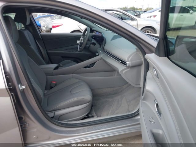 Photo 4 VIN: KMHLS4AG6PU403523 - HYUNDAI ELANTRA 