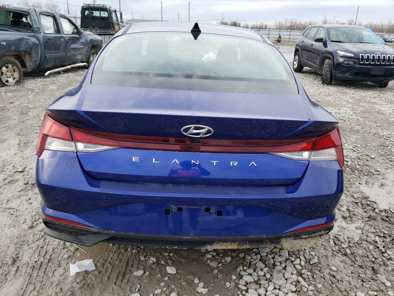 Photo 5 VIN: KMHLS4AG6PU404820 - HYUNDAI ELANTRA 