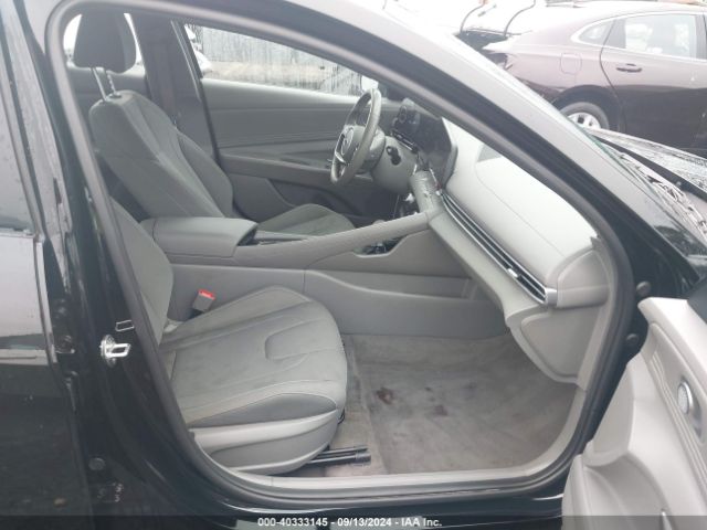 Photo 4 VIN: KMHLS4AG6PU430883 - HYUNDAI ELANTRA 