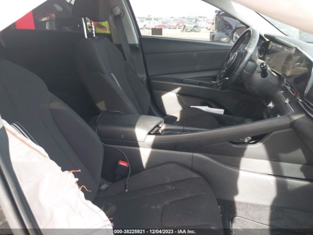 Photo 4 VIN: KMHLS4AG6PU559724 - HYUNDAI ELANTRA 